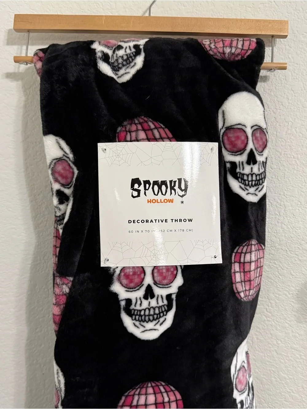 Disco skeleton ultra soft throw blanket